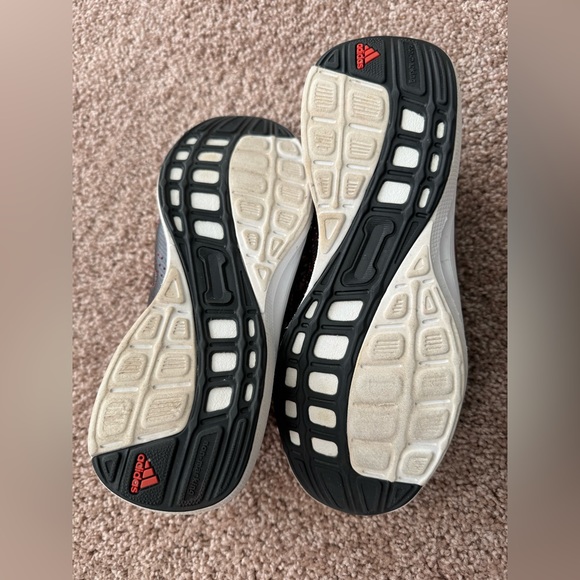 Adidas red and black running shoes size 4Y - Picture 4 of 5